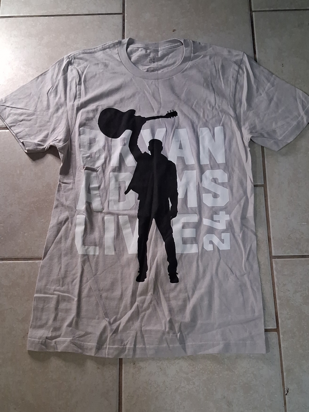 Bryan Adams Unisex Sz S Live 24 Grey Authentic Licensed Band Graphic T‑Shirt